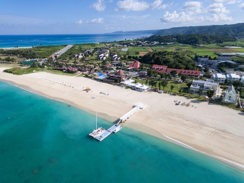 Okuma Private Beach & Resort Kunigami Esterno foto